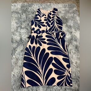 Ann Taylor Petite 2P Sleeveless Peplum Sheath Dress Beige Navy Leaf Print